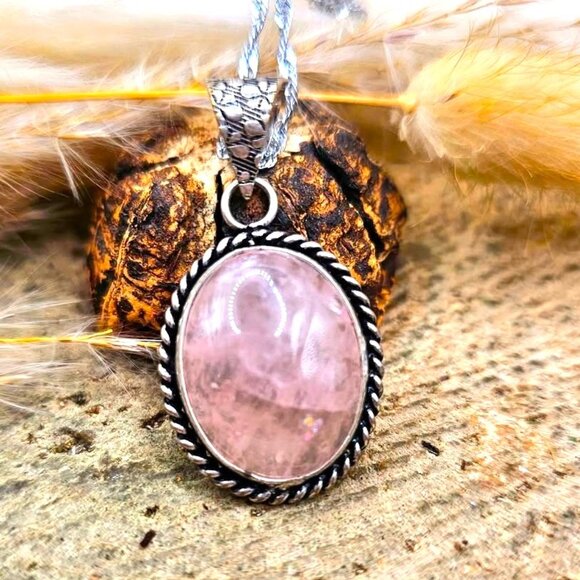 Nature Rose Quartz Oval Stone Pendant Necklace - Picture 6 of 10